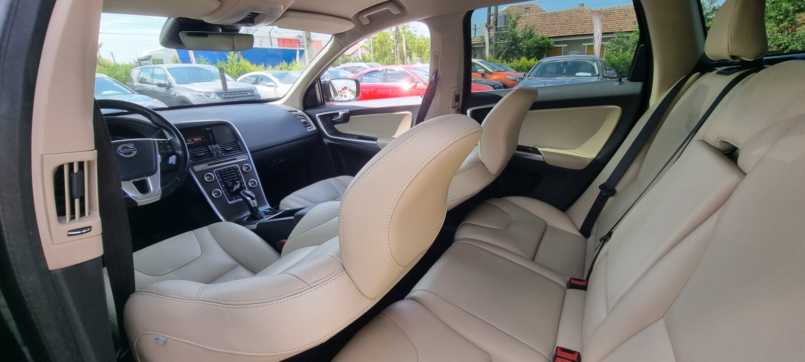 VOLVO XC-60 2.0 DIESEL, 180 CP, AN 2014, EURO 6      RATE-LIVRARE-GARANTIE