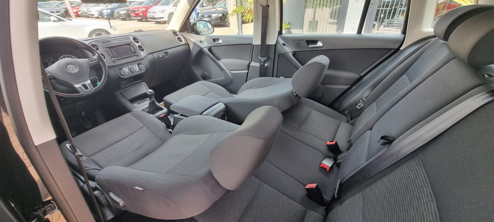 VW TIGUAN 2.0 TDI, 110 CP, AN 2014, EURO 5 Revizie efectuata (Distributie + Ulei filtre) RATE-LIVRARE-GARANTIE