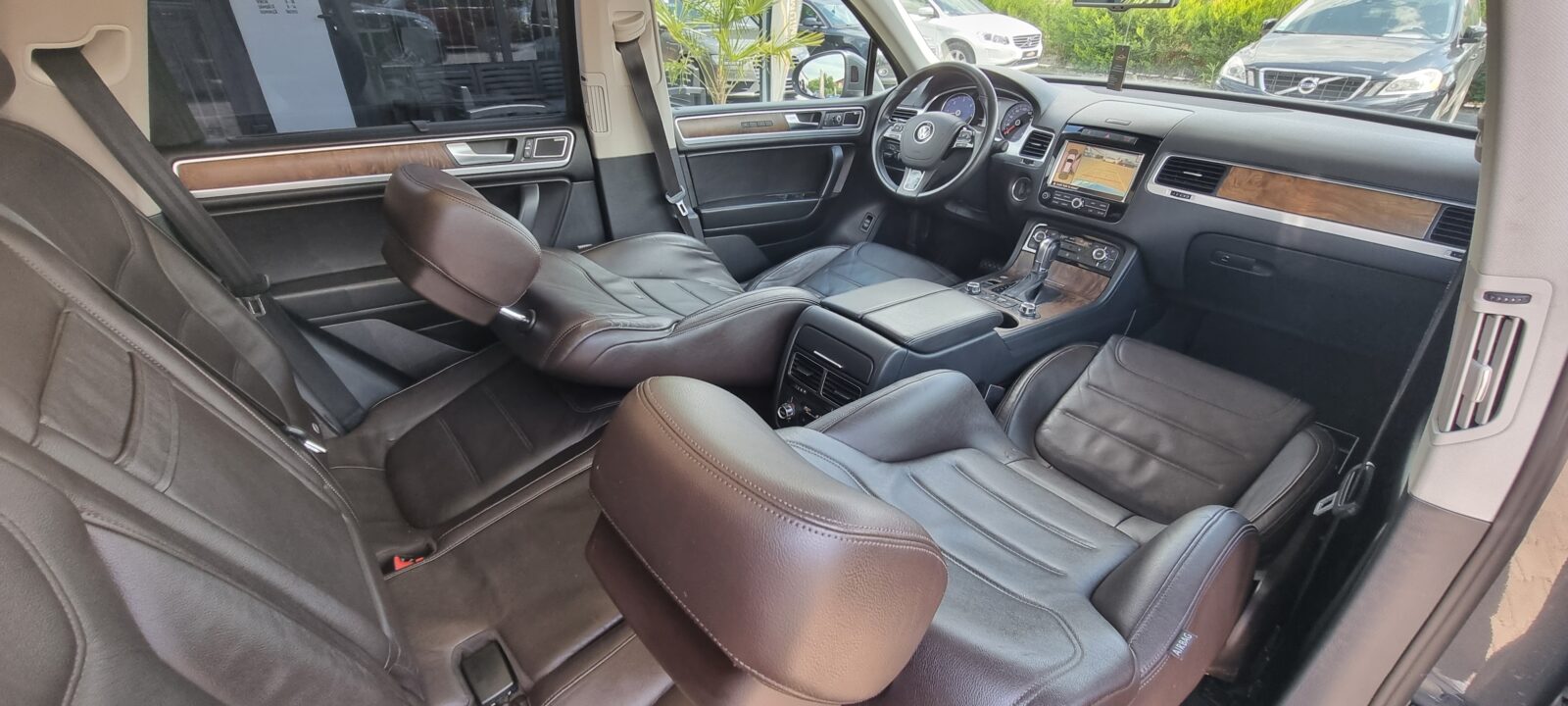 VW TOUAREG 3.0 TDI, 239 CP, AN 2011, EURO 5       RATE-LIVRARE-GARANTIE