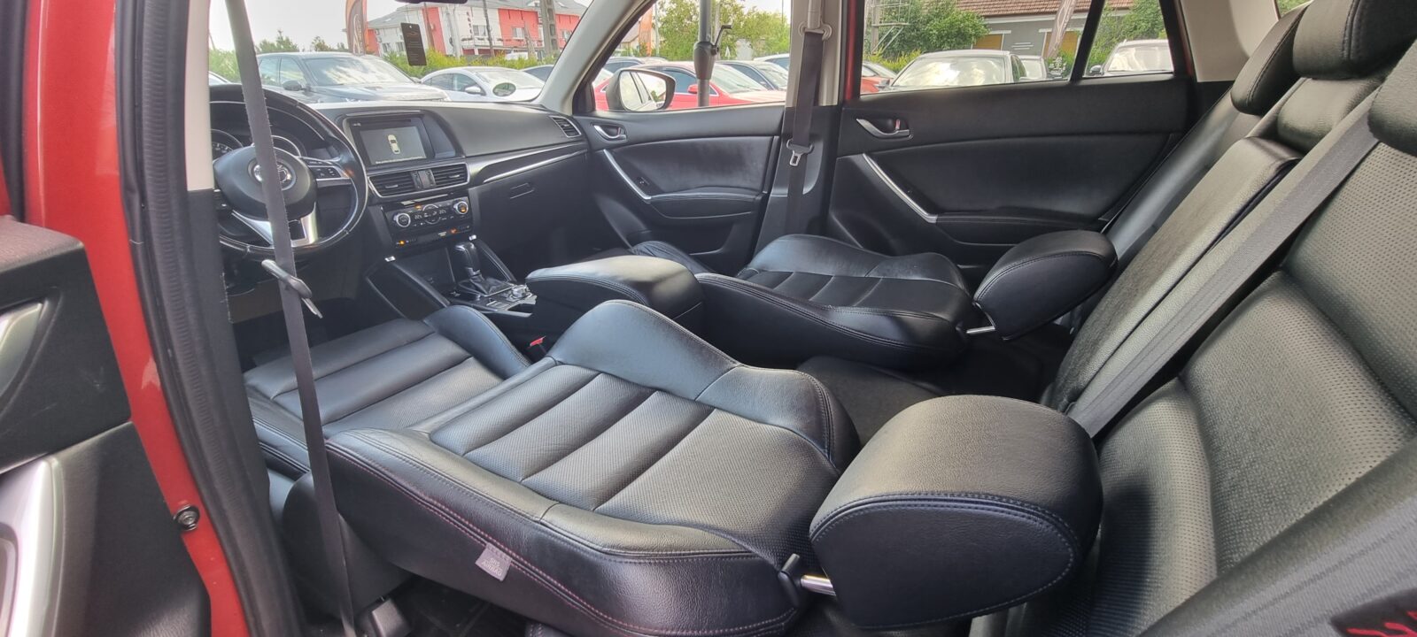 MAZDA CX-5 4X4, 2.2 DIESEL, 175 CP, AN 2015, EURO 6      RATE-LIVRARE-GARANTIE