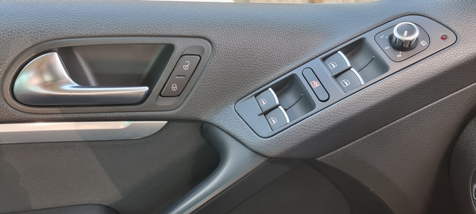VW TIGUAN R-LINE 1.4 BENZINA AN 2015 REVIZIE EFECTUATA (DISTRIBUTIE+ULEI FILTRE) RATE-LIVRARE-GARANTIE