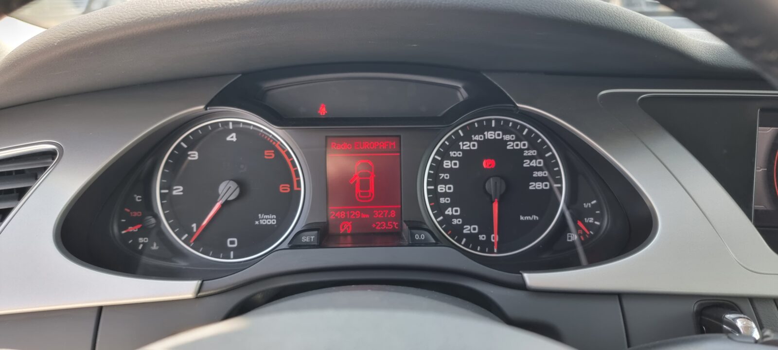 AUDI A4 QUATTRO, 2.0 TDI, 143 CP, AN 2010, EURO 5        RATE-LIVRARE-GARANTIE