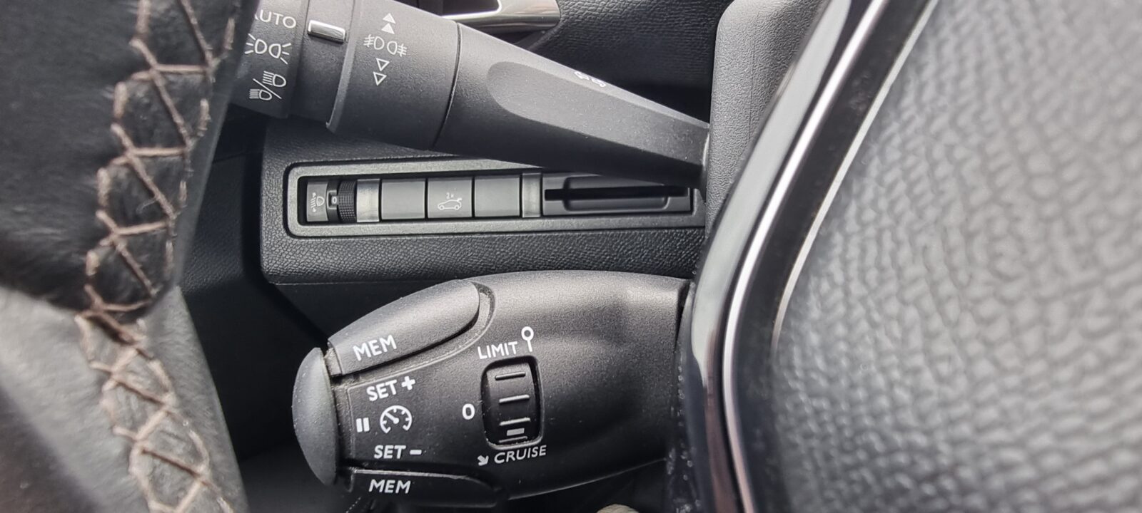 PEUGEOT 3008, 1.5 HDI, 130 CP, AN 2017, EURO 6         RATE-LIVRARE-GARANTIE