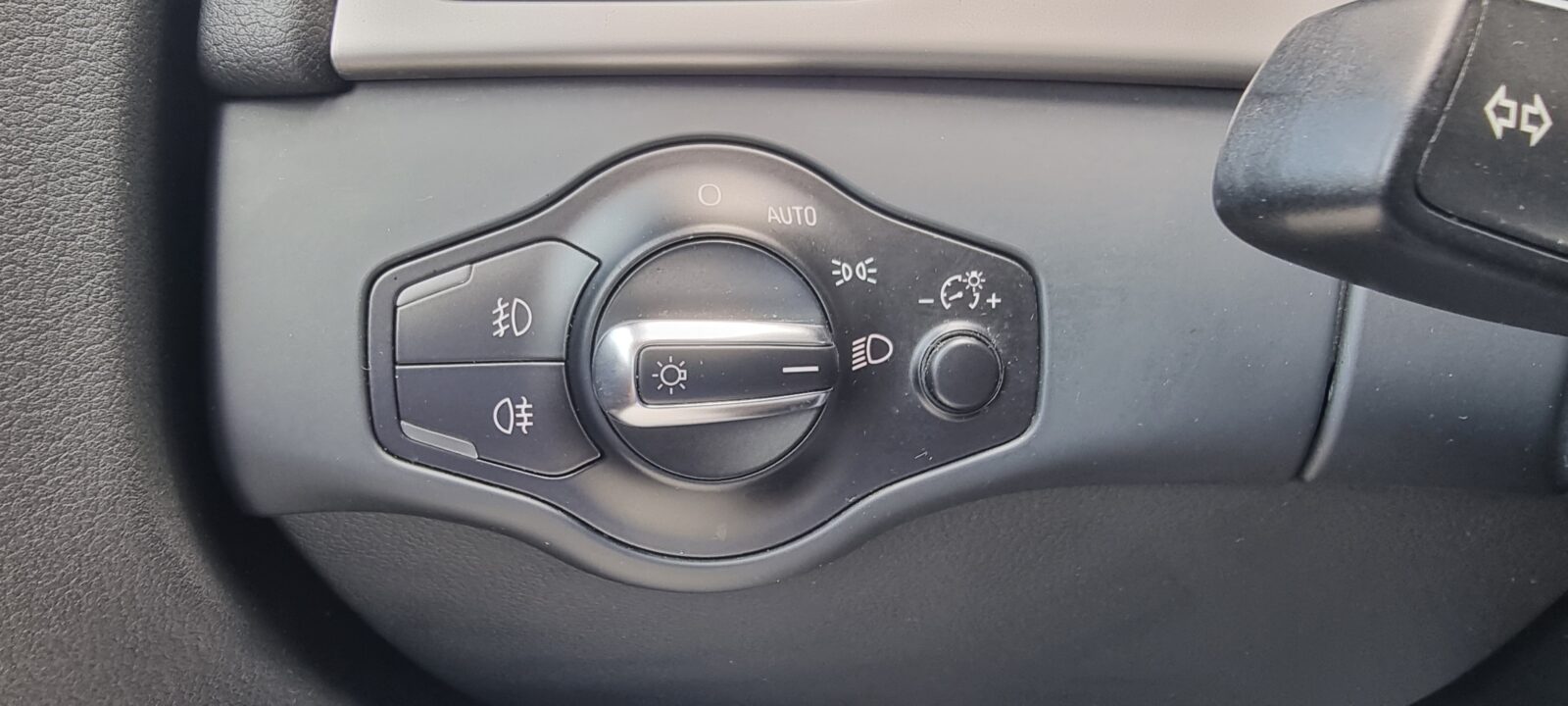 AUDI A4 FACELIFT, 2.0 TDI, AN 2014, EURO 5      DISTRIBUTIE SCHIMBATA      RATE-LIVRARE-GARANTIE