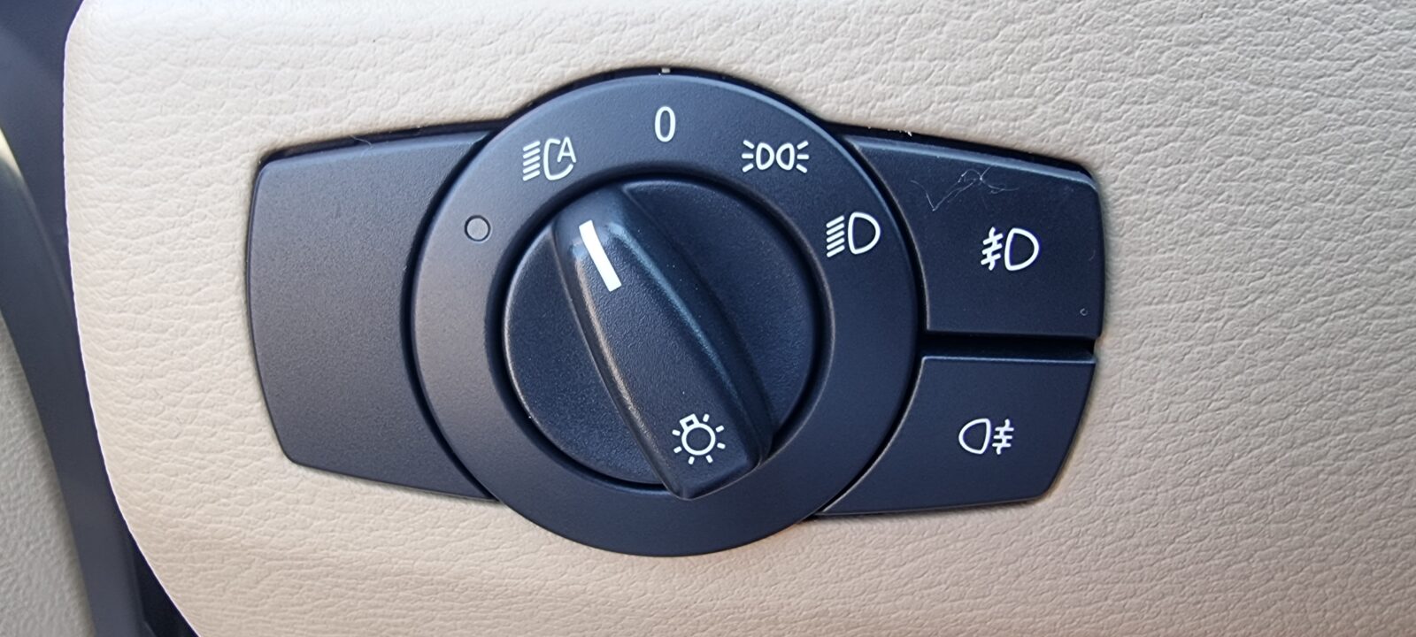 BMW X1 X-DRIVE, 2.0 DIESEL, 143 CP, AN 2011, EURO 5     RATE-LIVRARE-GARANTIE