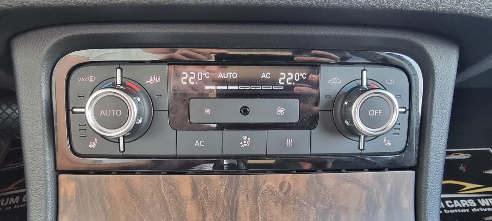 VW TOUAREG 3.0 TDI, 239 CP, AN 2011, EURO 5       RATE-LIVRARE-GARANTIE