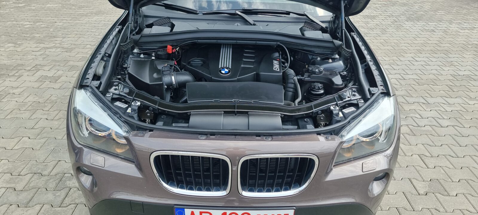 BMW X1 X-DRIVE , 2.0 DIESEL, 143 CP,  EURO 5, AN 2011     RATE-LIVRARE-GARANTIE