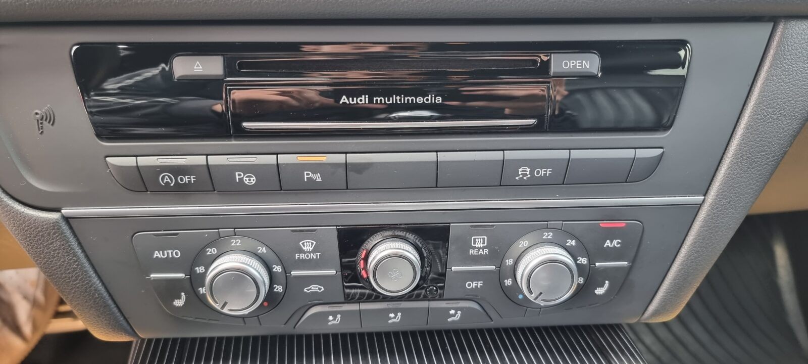 AUDI A6 QUATTRO, 3.0 TDI, 326 CP, EURO 6, AN 2015      RATE-LIVRARE-GARANTIE
