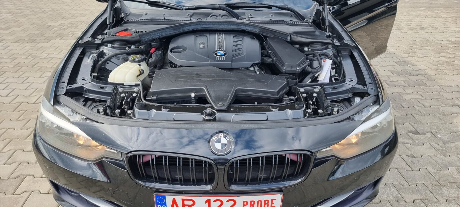 BMW 320D X-DRIVE, 2.0 DIESEL, 184 CP, AN 2014, EURO 5      RATE-LIVRARE-GARANTIE