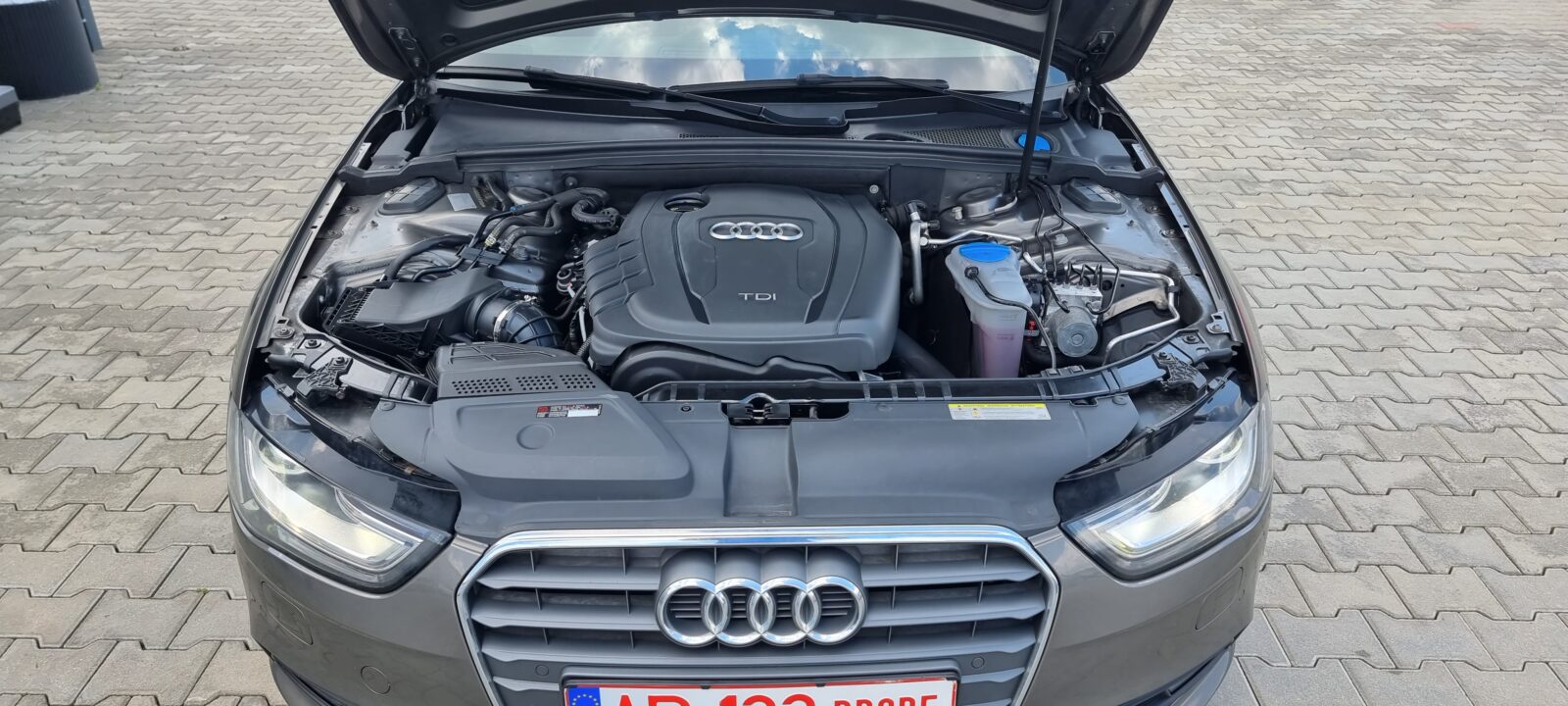 AUDI A4 FACELIFT, 2.0 TDI, AN 2014, EURO 5      DISTRIBUTIE SCHIMBATA      RATE-LIVRARE-GARANTIE