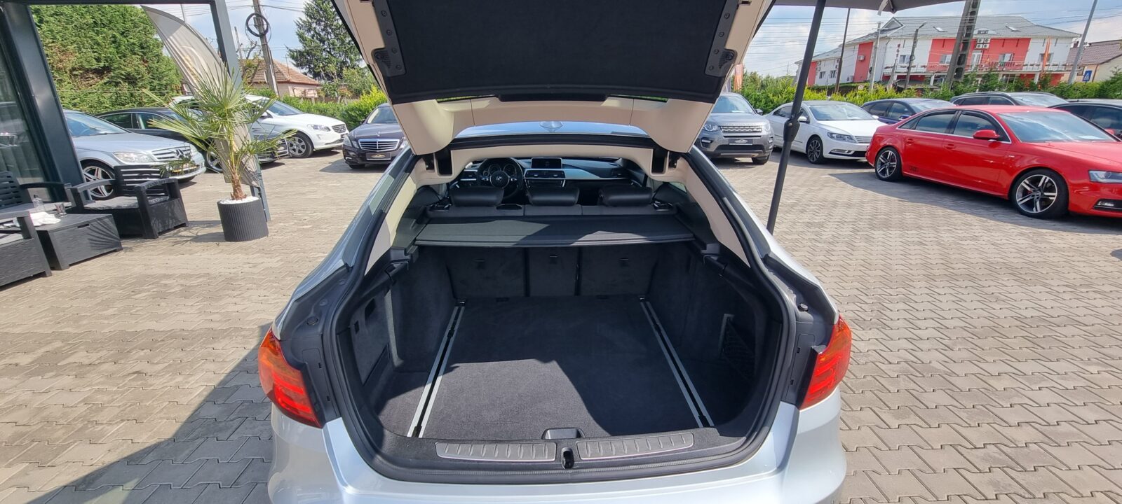 BMW 320D GT X-DRIVE, 2.0 DIESEL, 184 CP, AN 2014, EURO 6          RATE-LIVRARE-GARANTIE