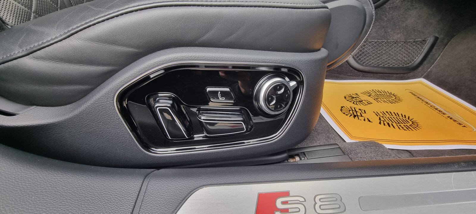 AUDI S8 QUATTRO, 4.0 TFSI,  520 CP, EURO 6, AN 2014          RATE-LIVRARE-GARANTIE