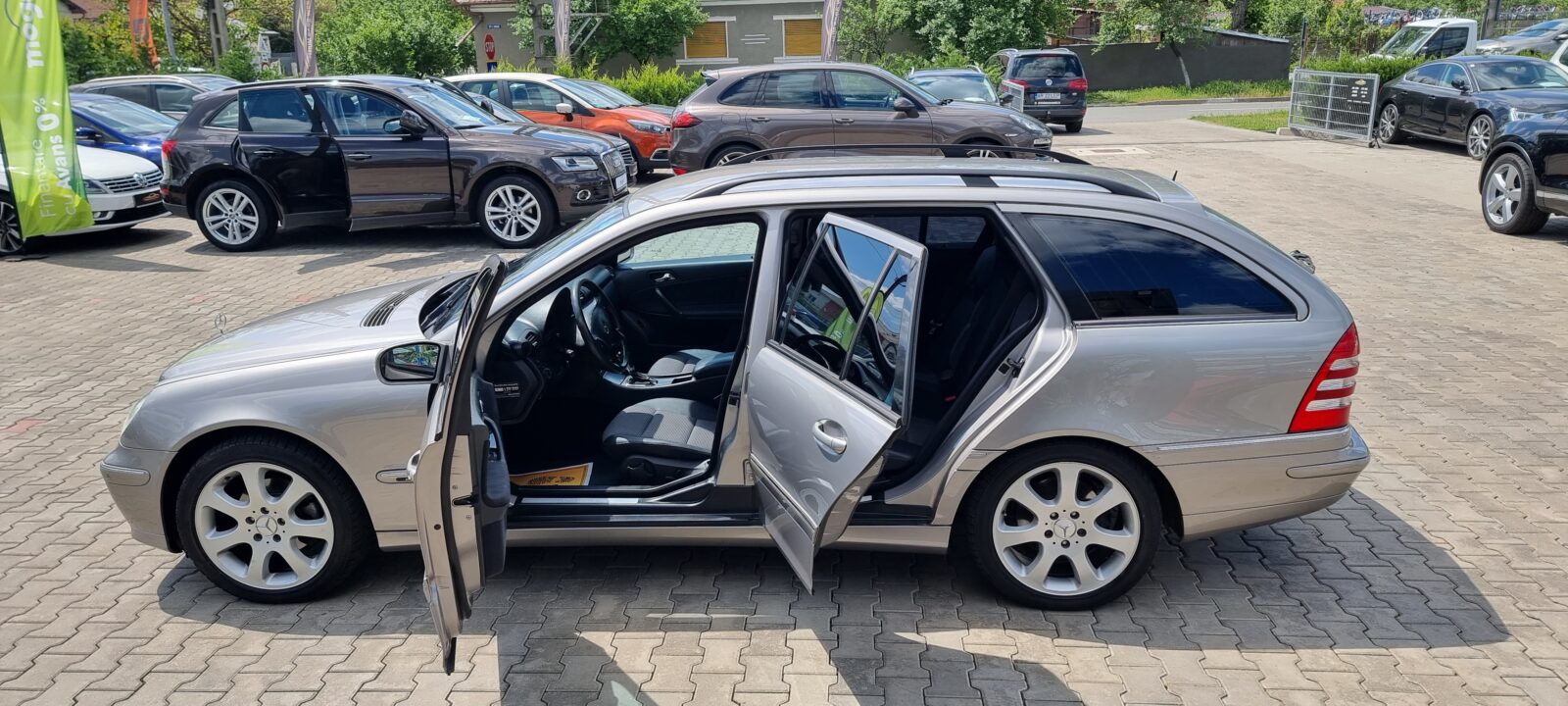 MERCEDES C 180 KOMPRESSOR AVANGARDE   REVIZIE EFECTUATA (DISTRIBUTIE+ULEI FILTRE)   RATE-LIVRARE-GARANTIE