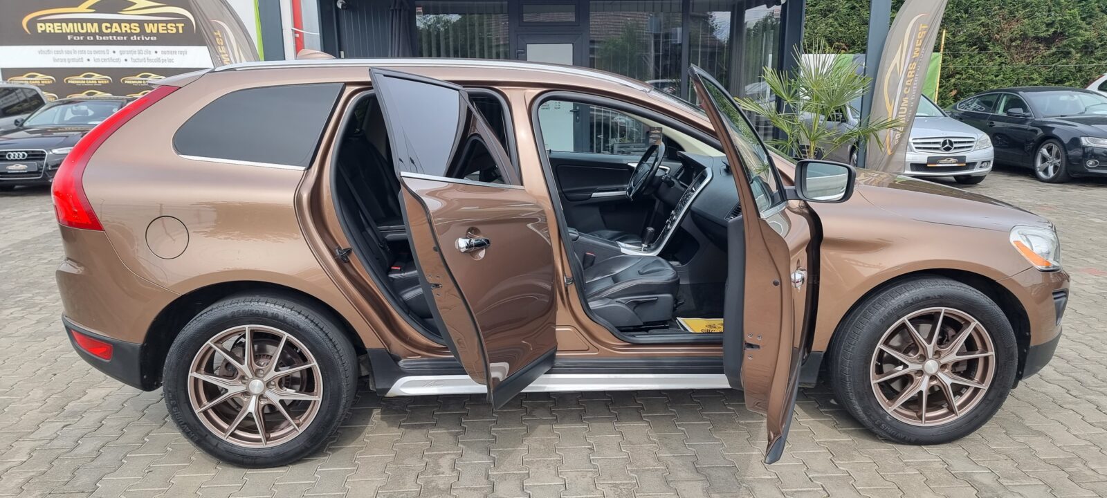 VOLVO XC60 4X4, 2.4 DIESEL, 205 CP, AN 2009     RATE-LIVRARE-GARANTIE