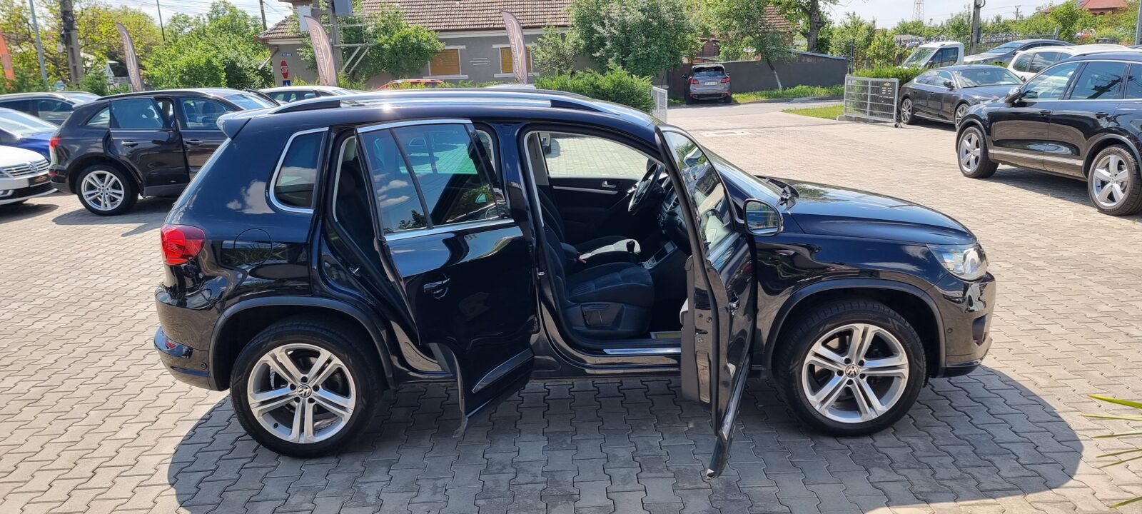 VW TIGUAN R-LINE 1.4 BENZINA AN 2015 REVIZIE EFECTUATA (DISTRIBUTIE+ULEI FILTRE) RATE-LIVRARE-GARANTIE