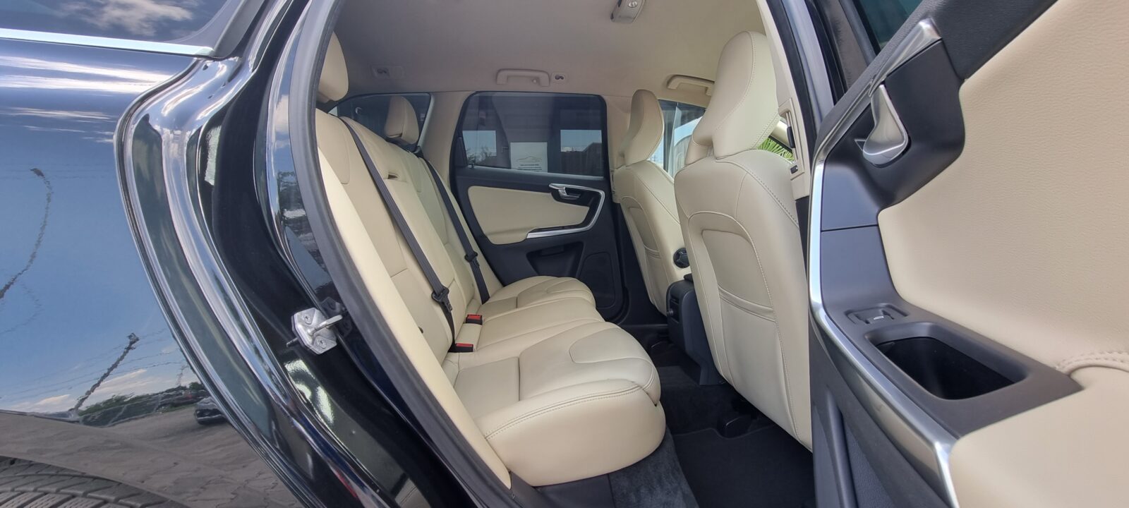 VOLVO XC-60 2.0 DIESEL, 180 CP, AN 2014, EURO 6      RATE-LIVRARE-GARANTIE