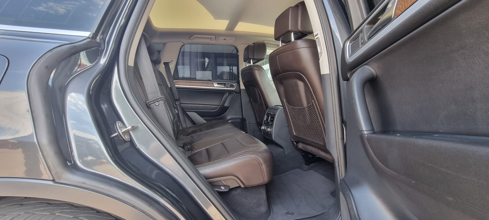 VW TOUAREG 3.0 TDI, 239 CP, AN 2011, EURO 5       RATE-LIVRARE-GARANTIE