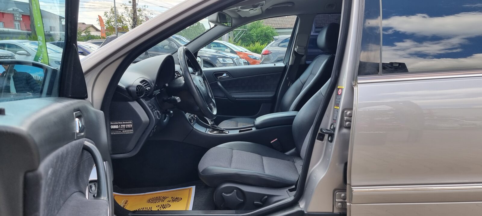 MERCEDES C 180 KOMPRESSOR AVANGARDE   REVIZIE EFECTUATA (DISTRIBUTIE+ULEI FILTRE)   RATE-LIVRARE-GARANTIE