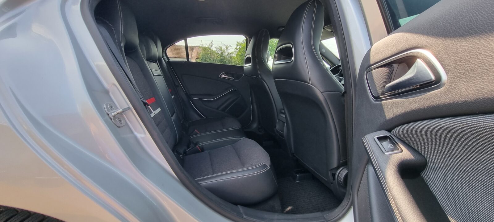 MERCEDES A 180, 1.6 BENZINA, 122 CP, AN 2013, EURO 5       RATE-LIVRARE-GARANTIE