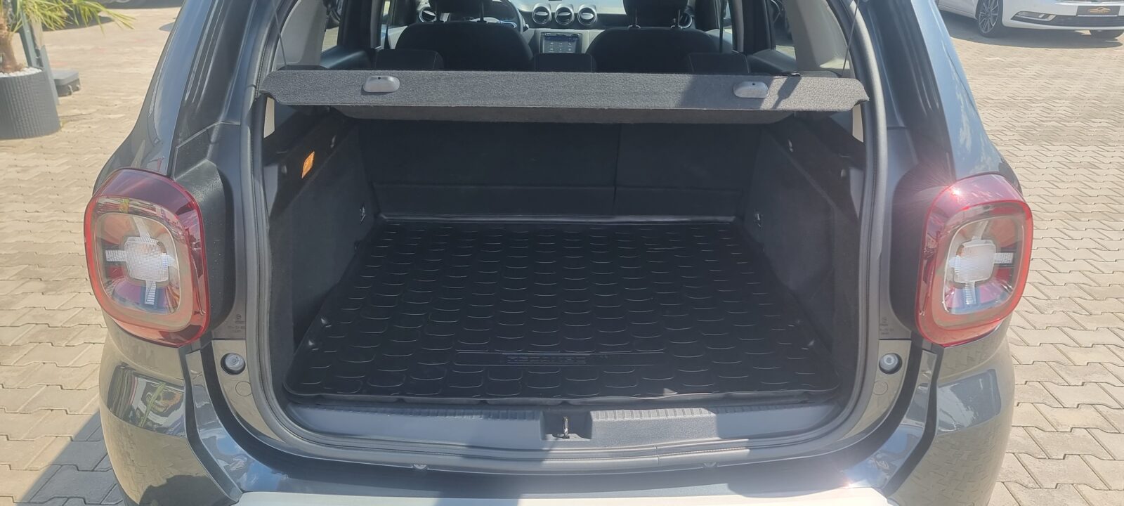 DACIA DUSTER 4X4, 1.2 BENZINA, 125 CP, AN 2018, EURO 6    RATE-LIVRARE-GARANTIE