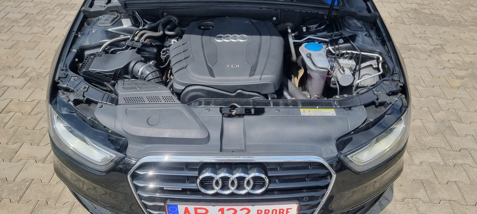 AUDI A4 S-LINE QUATTRO, 2.0 TDI, 177 CP, AN 2014, EURO 5       RATE-LIVRARE-GARANTIE