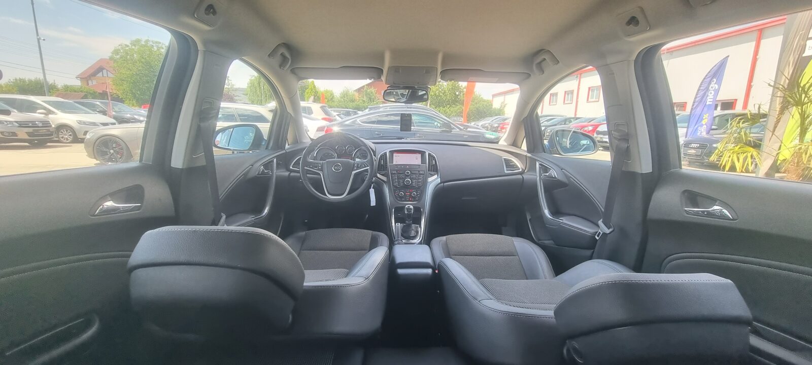 OPEL ASTRA J, 1.6 CDTI, 110 CP, AN 2014, EURO 6         RATE-LIVRARE-GARANTIE