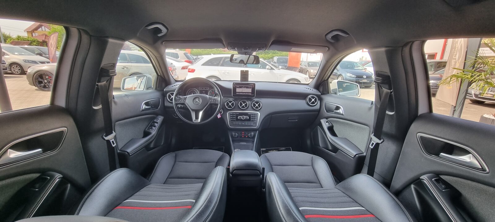 MERCEDES A 180, 1.6 BENZINA, 122 CP, AN 2013, EURO 5       RATE-LIVRARE-GARANTIE