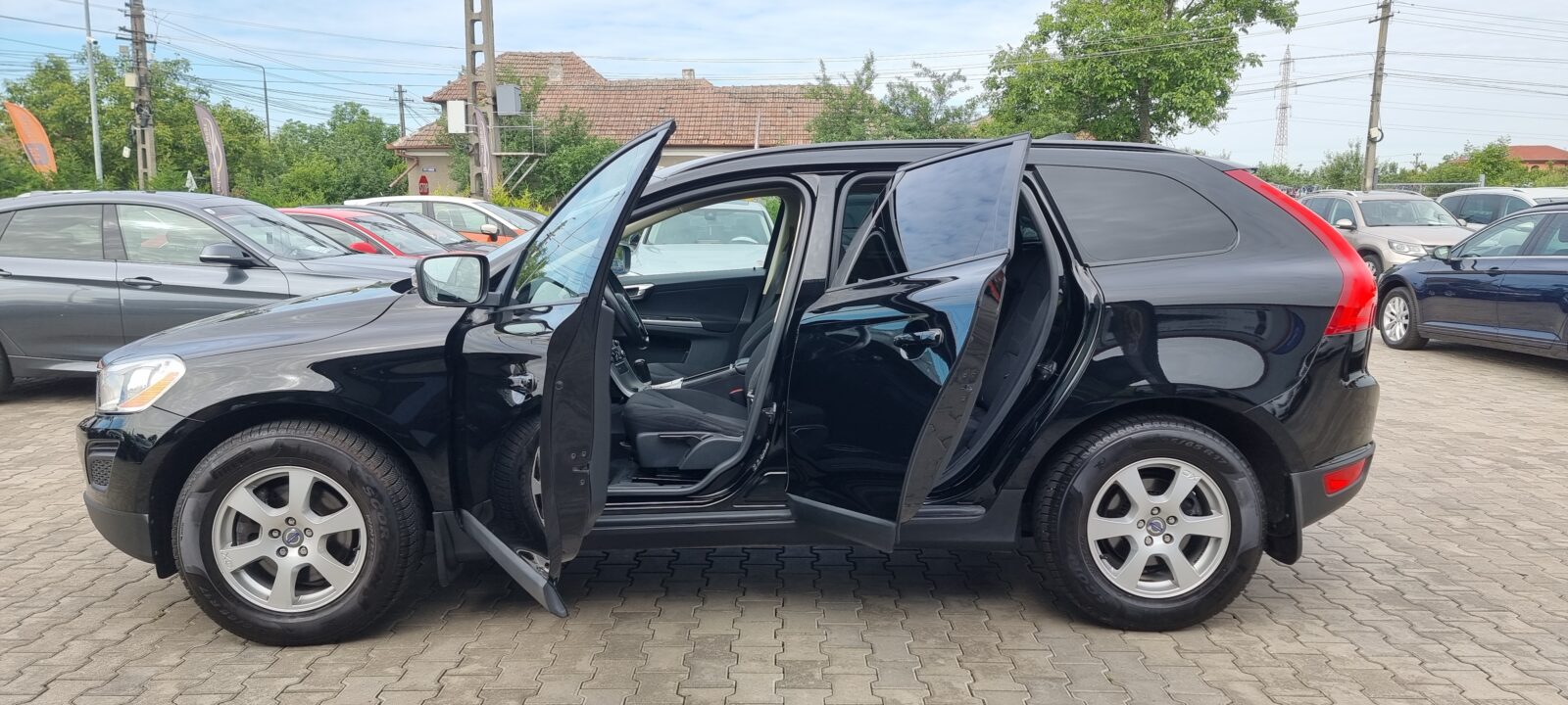 VOLVO XC-60 4X4, 2.4 DIESEL, 163 CP, AN 2010, EURO 5        RATE-LIVRARE-GARANTIE