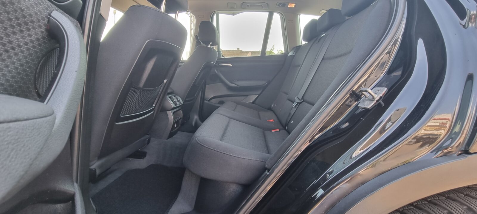 BMW X3 X-DRIVE, 2.0 DIESEL, 177 CP, AN 2011, EURO 5  REVIZIE EFECTUATA(DISTRIBUTIE + ULEI SI FILTRE)    RATE-LIVRARE-GARANTIE