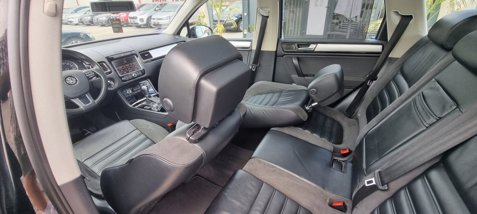 VW TOUAREG, 3.0 TDI, 205 CP, AN 2012, EURO 5     RATE-LIVRARE-GARANTIE