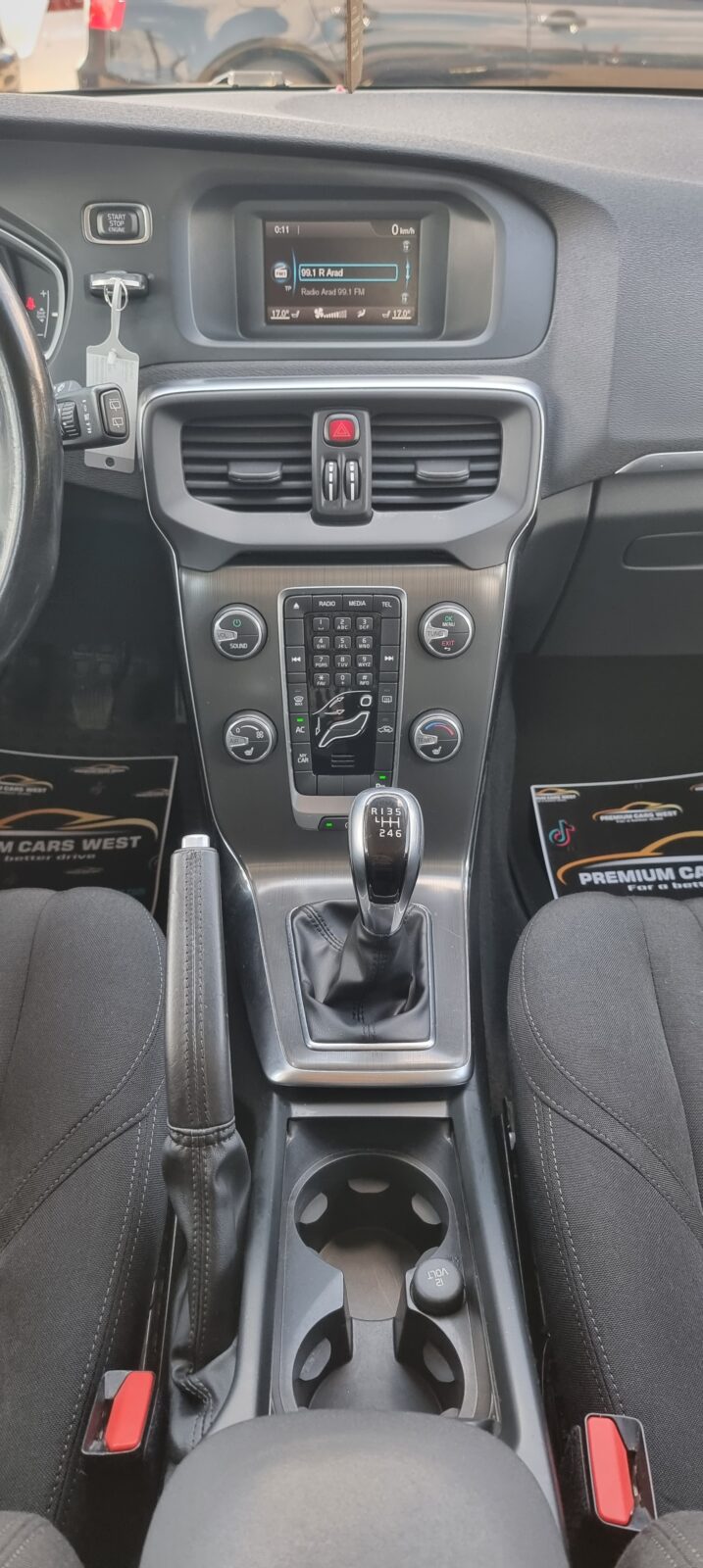 VOLVO V40, 1.6 DIESEL, 114 CP, AN 2014, EURO 5      RATE-LIVRARE-GARANTIE