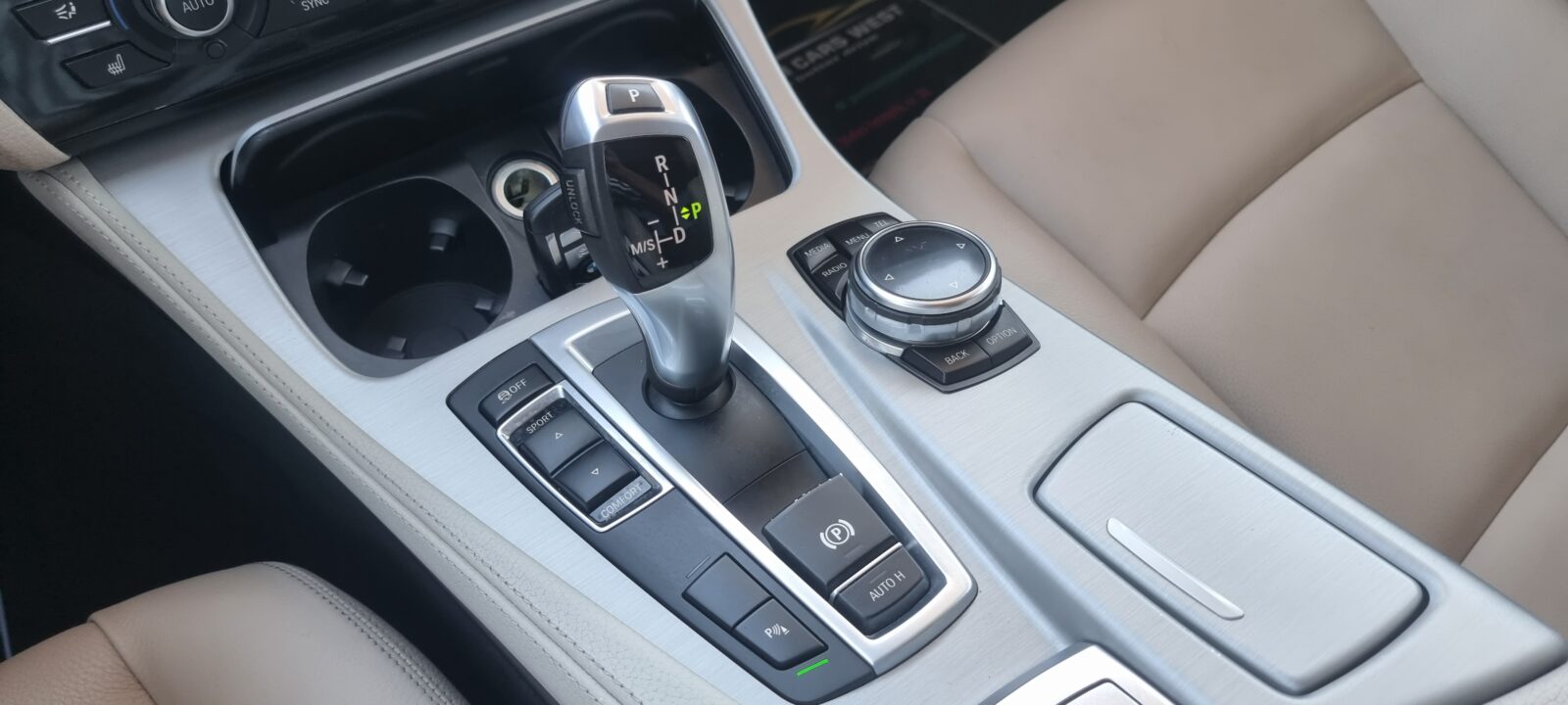 BMW 520D F10 X-DRIVE, 2.0 DIESEL, 184 CP, AN 2014, EURO 6       REVIZIE EFECTUATA ( DISTRIBUTIE + ULEI SI FILTRE )     RATE-LIVRARE-GARANTIE