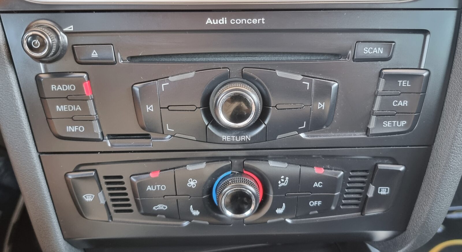 AUDI A4 AVANT QUATTRO S-LINE, 2.0 TDI, 143 CP, AN 2011, EURO 5    RATE-LIVRARE-GARANTIE