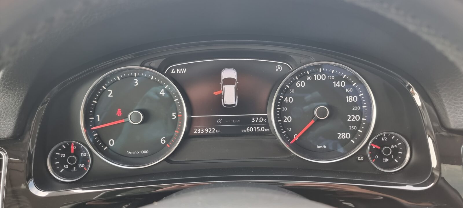 VW TOUAREG, 3.0 TDI, 205 CP, AN 2012, EURO 5     RATE-LIVRARE-GARANTIE