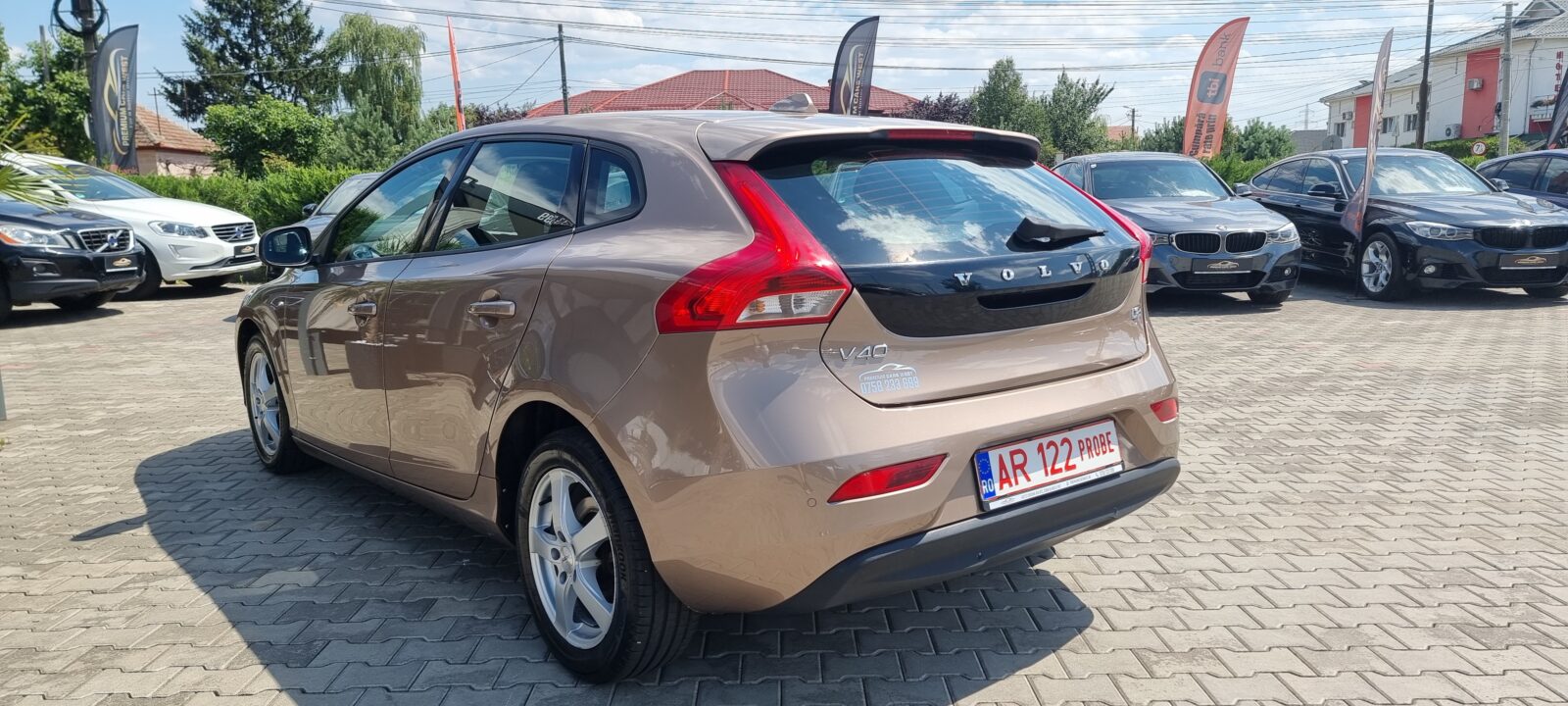 VOLVO V40, 1.6 DIESEL, 114 CP, AN 2014, EURO 5      RATE-LIVRARE-GARANTIE