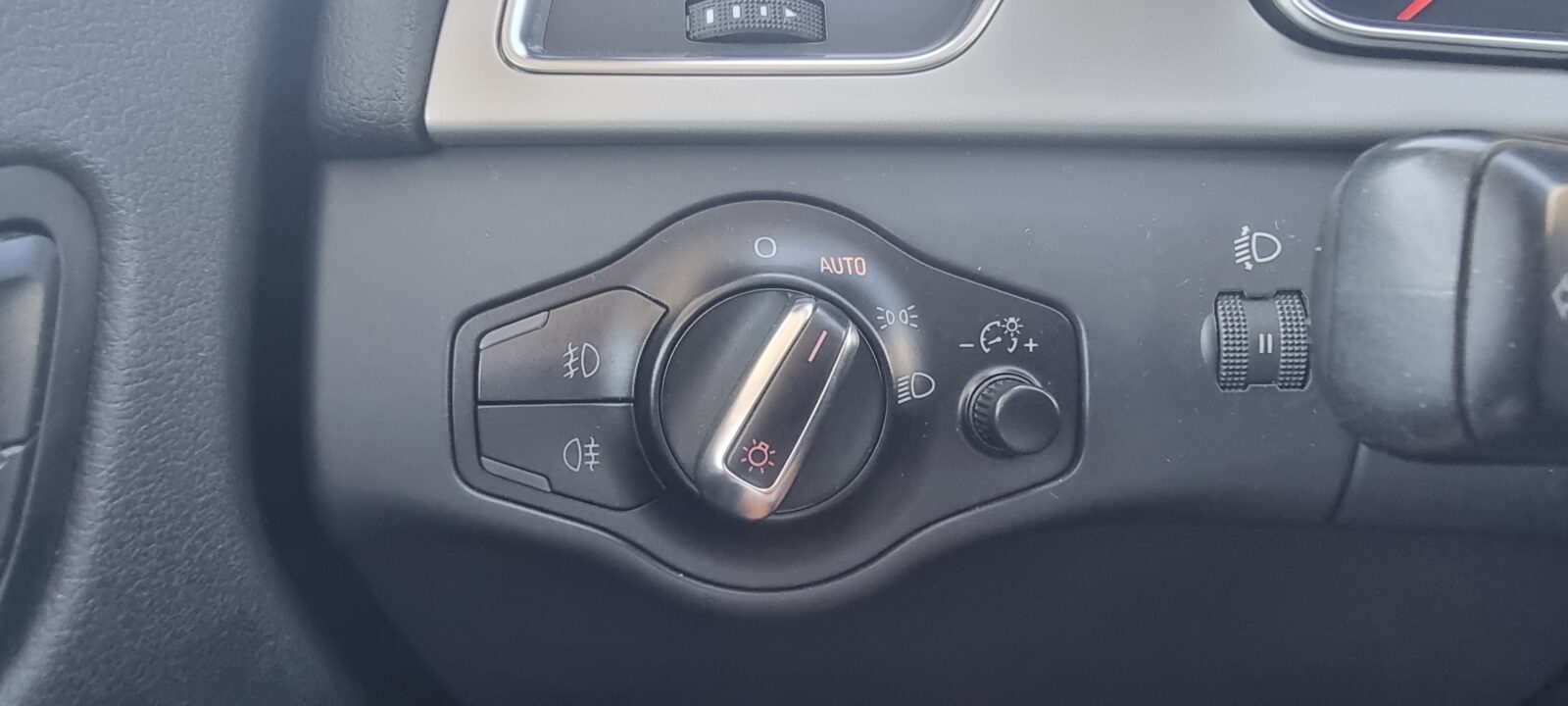 AUDI A5, 2.0 TDI, 143 CP, AN 2010, EURO 5    REVIZIE EFECTUATA ( DISTRIBUTIE )     RATE-LIVRARE-GARANTIE