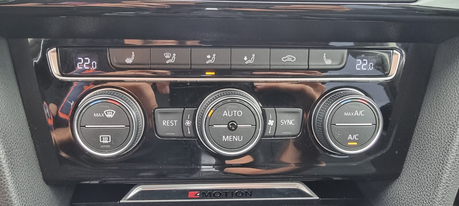 VW PASSAT 4 MOTION, 2.0 TDI, 240 CP, AN 2016, EURO 6    REVIZIE EFECTUATA ( DISTRIBUTIE + ULEI SI FILTRE )    RATE-LIVRARE-GARANTIE