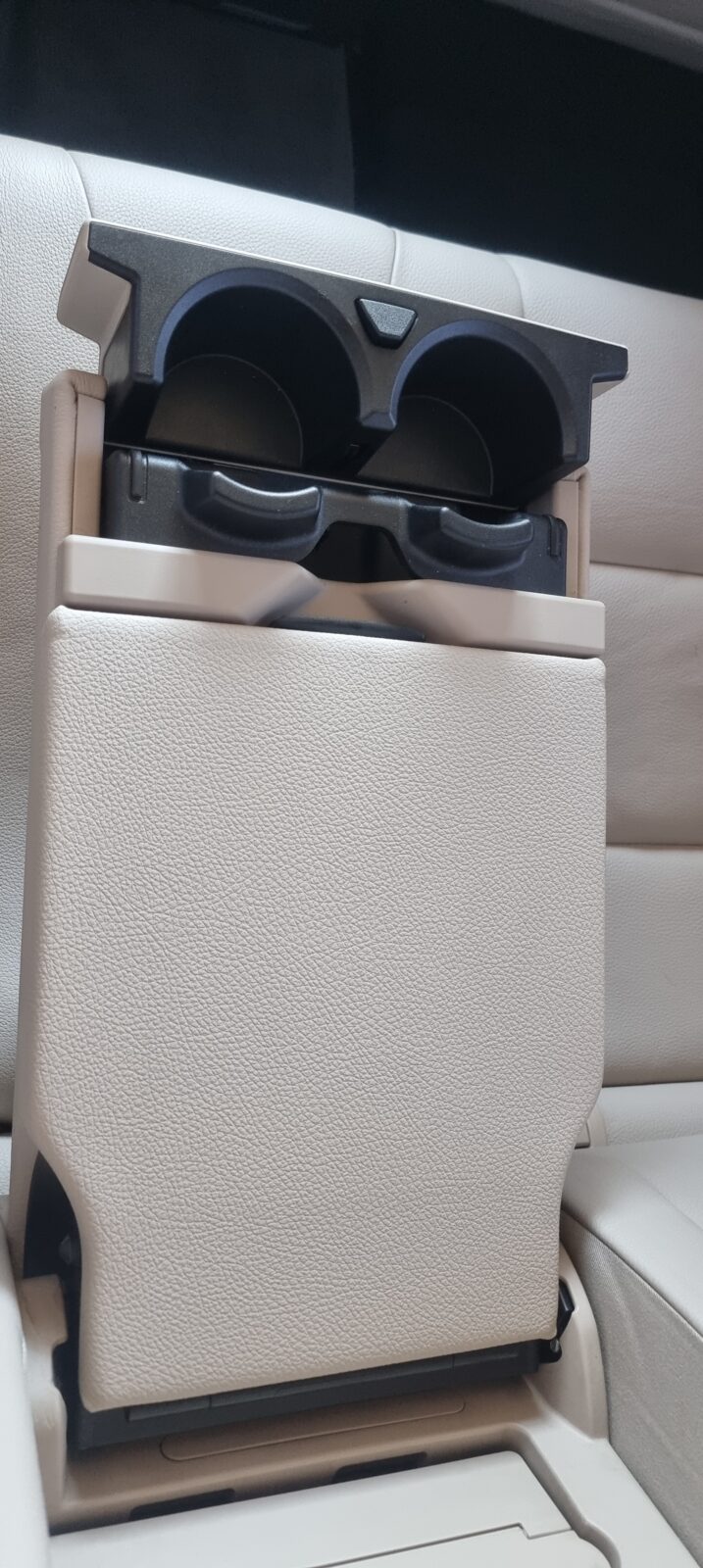 BMW 520D F10 X-DRIVE, 2.0 DIESEL, 184 CP, AN 2014, EURO 6       REVIZIE EFECTUATA ( DISTRIBUTIE + ULEI SI FILTRE )     RATE-LIVRARE-GARANTIE