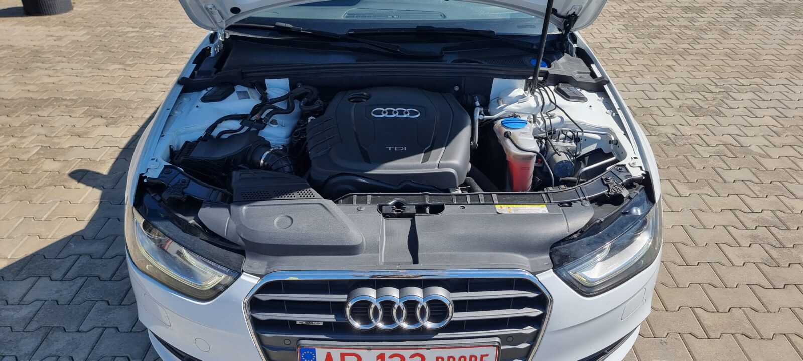 AUDI A4 AVANT QUATTRO, 2.0 TDI, 177 CP, AN 2014, EURO 5      RATE-LIVRARE-GARANTIE