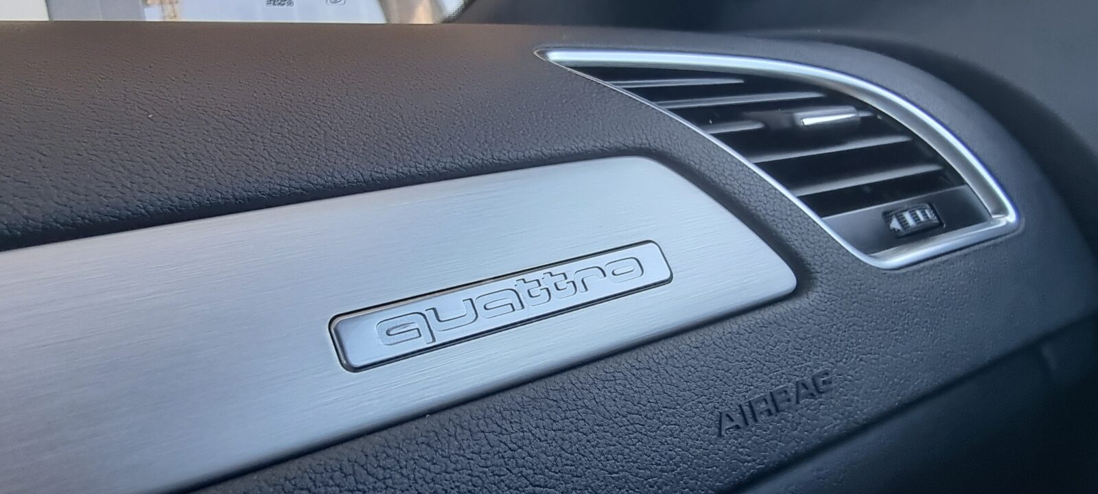AUDI A4 AVANT QUATTRO S-LINE, 2.0 TDI, 143 CP, AN 2011, EURO 5    RATE-LIVRARE-GARANTIE