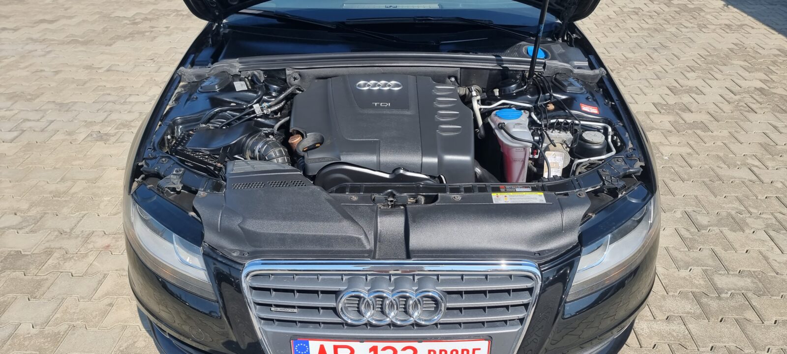 AUDI A4 AVANT QUATTRO S-LINE, 2.0 TDI, 143 CP, AN 2011, EURO 5    RATE-LIVRARE-GARANTIE