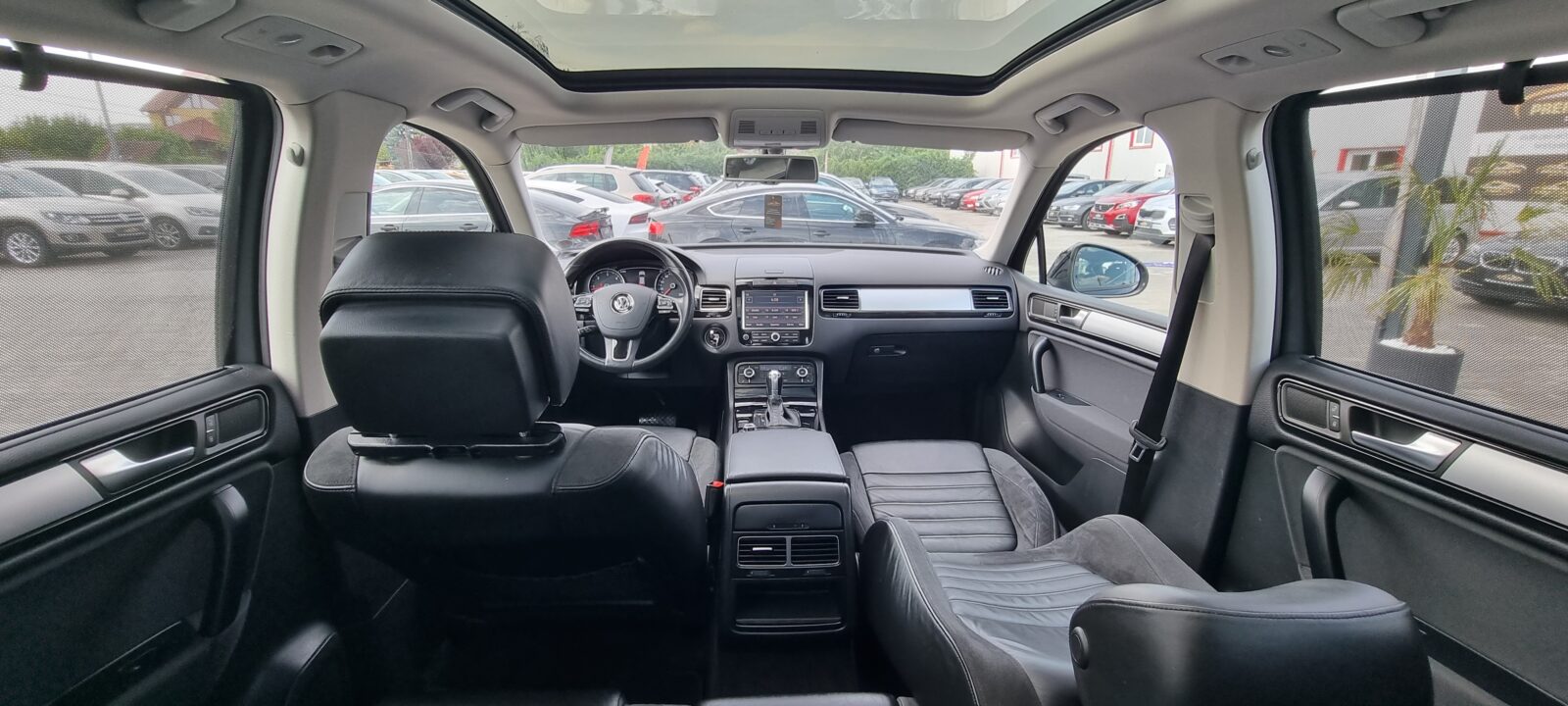 VW TOUAREG, 3.0 TDI, 205 CP, AN 2012, EURO 5     RATE-LIVRARE-GARANTIE