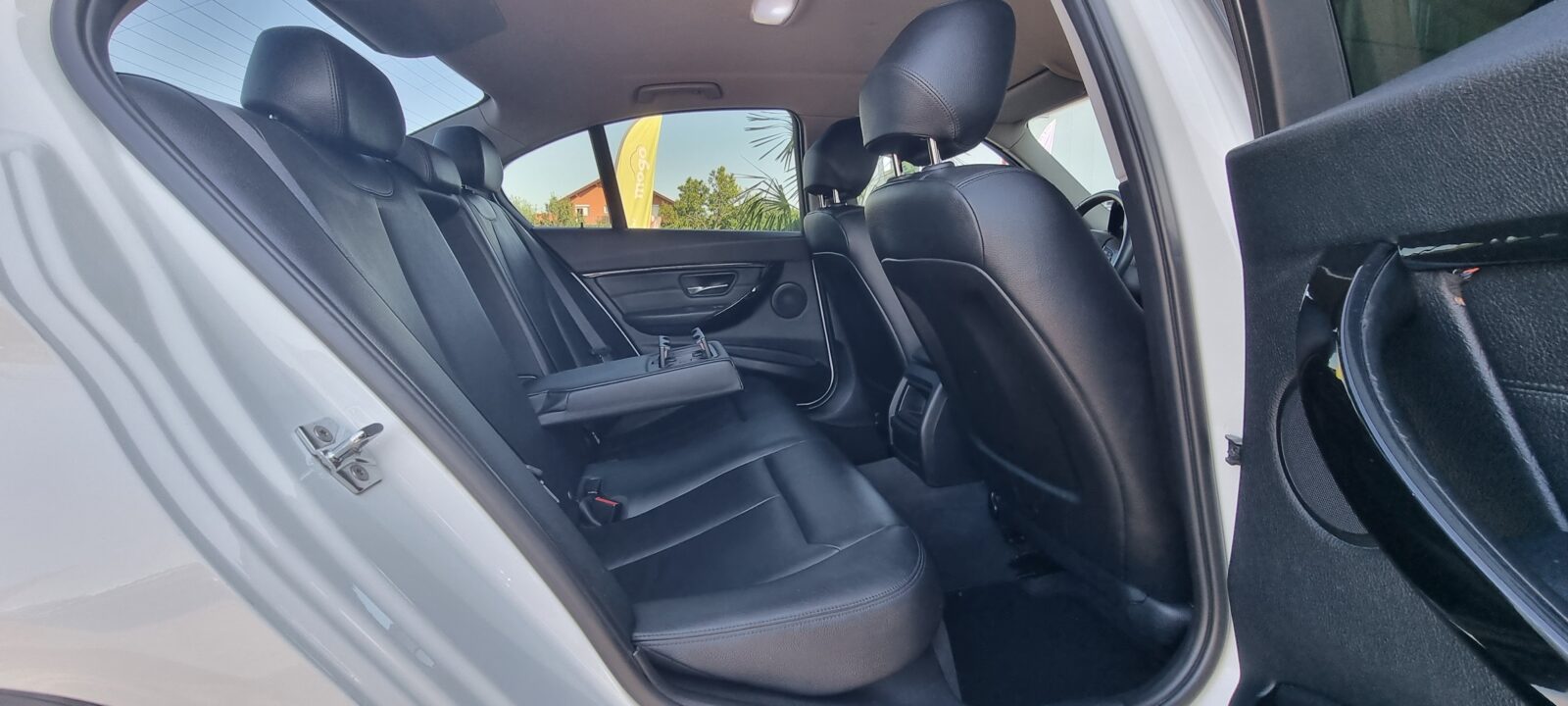 BMW 320D , 2.0 DIESEL, 184 CP, AN 2012, EURO 5      RATE-LIVRARE-GARANTIE
