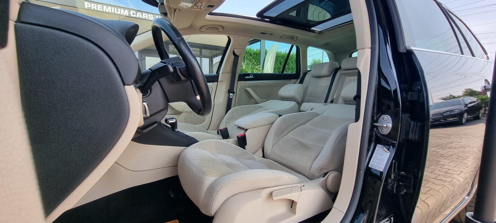 VW GOLF VI, AUTOMAT, PANORAMIC 2.0 TDI, 140 CP, AN 2010, EURO 5  RATE-LIVRARE-GARANTIE