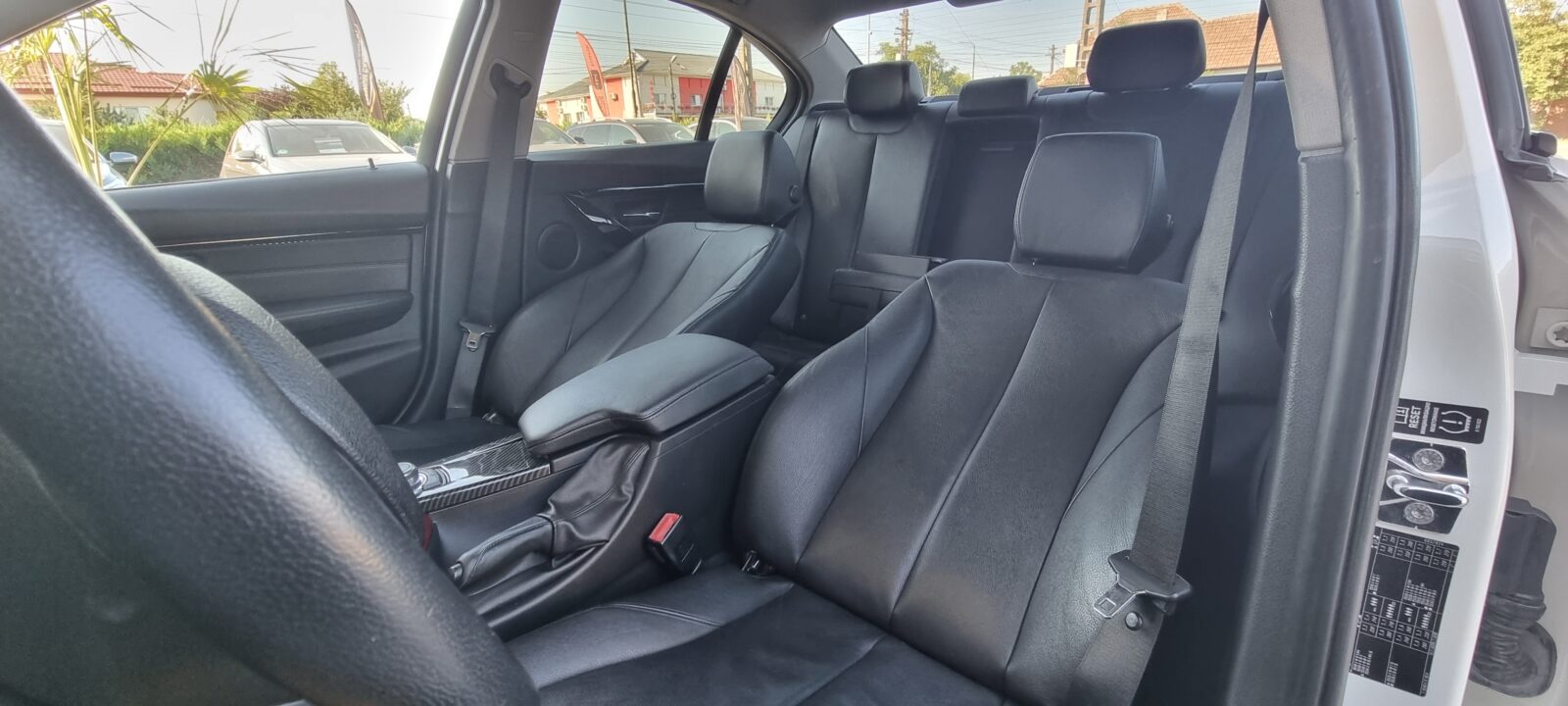 BMW 320D , 2.0 DIESEL, 184 CP, AN 2012, EURO 5      RATE-LIVRARE-GARANTIE