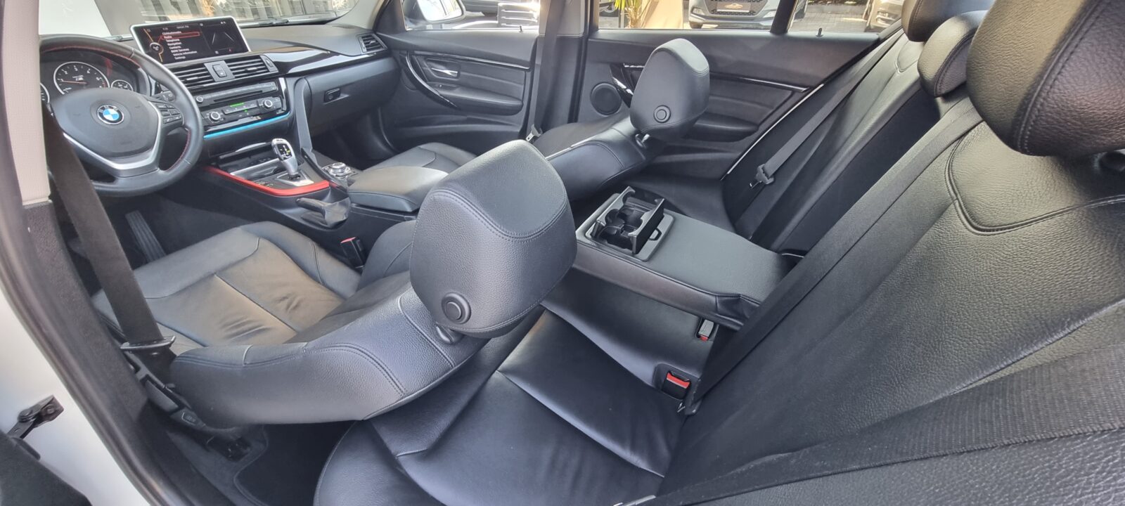 BMW 320D , 2.0 DIESEL, 184 CP, AN 2012, EURO 5      RATE-LIVRARE-GARANTIE