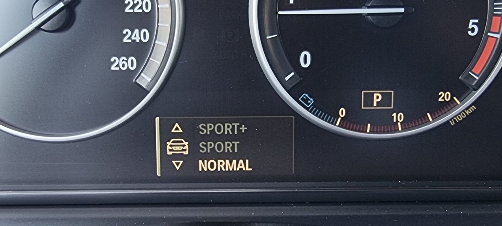 BMW 520D F10, 2.0 DIESEL, 184 CP, AN 2011, EURO 5    REVIZIE EFECTUATA ( DISTRIBUTIE + ULEI SI FILTRE )     RATE-LIVRARE-GARANTIE