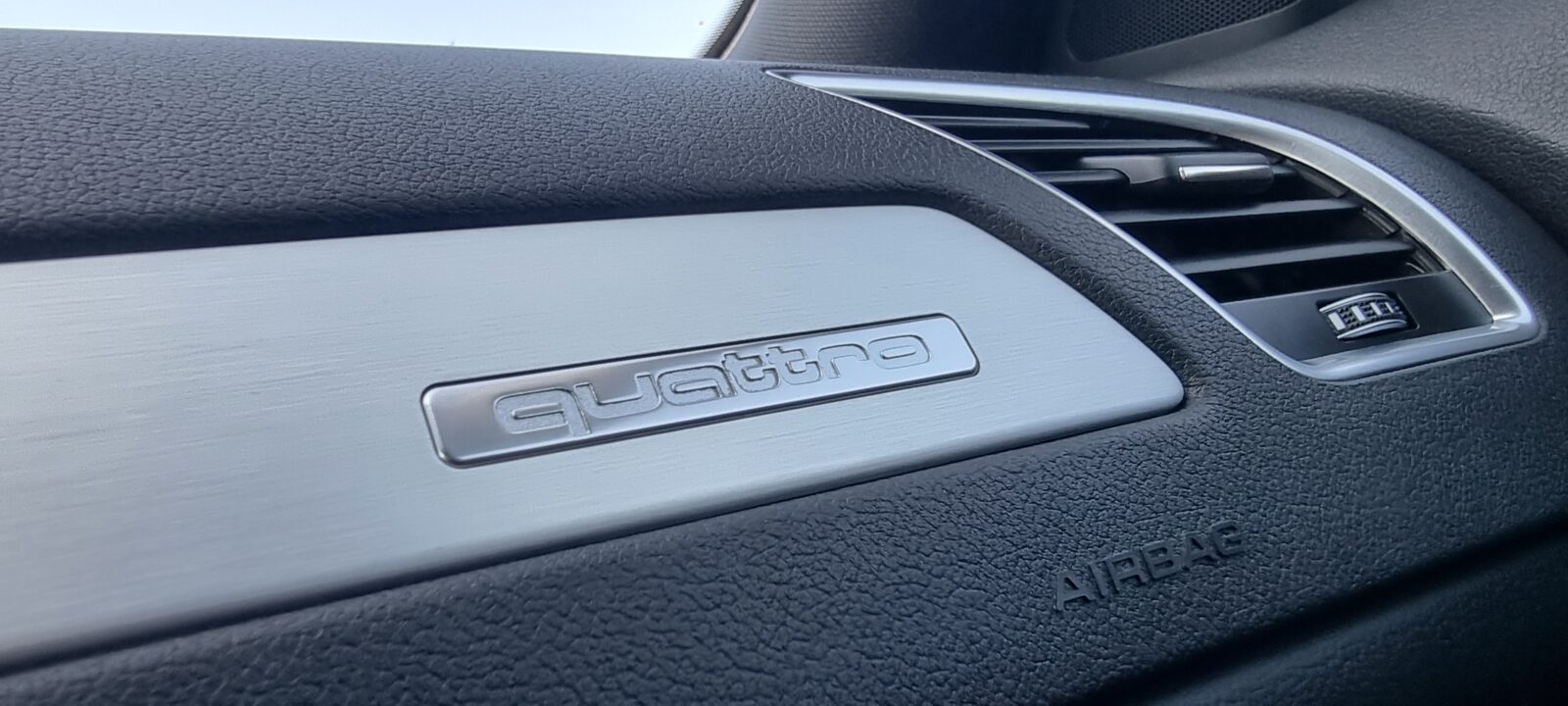AUDI A4 QUATTRO S-LINE , 2.0 TDI, 177 CP, AN 2013, EURO 5     RATE-LIVRARE-GARANTIE