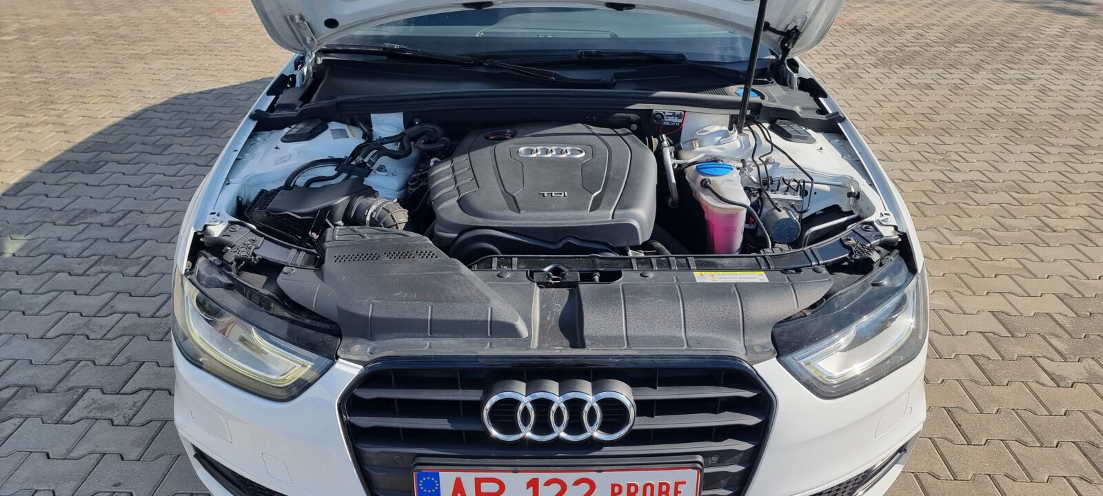 AUDI A4 QUATTRO S-LINE, 2.0 TDI, 177 CP, AN 2013, EURO 5 RATE-LIVRARE-GARANTIE