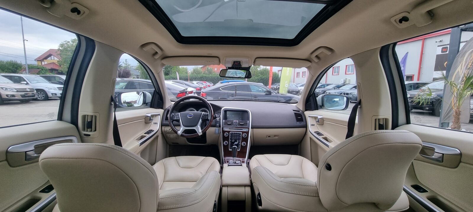 VOLVO XC60 4X4, 2.4 DIESEL, 163 CP, AN 2011, EURO 5     RATE-LIVRARE-GARANTIE
